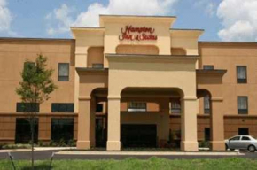  Hampton Inn & Suites West Point  Запад Пойнт